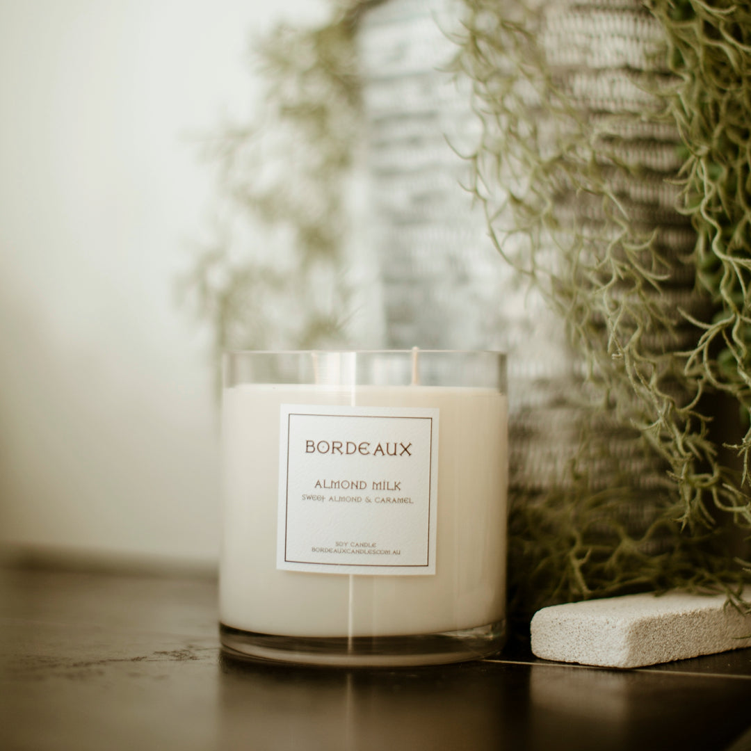 Small Deluxe Candle | Pure Soy Wax | Lifestyle Photo | Dry Tobacco & Hay | Bordeaux Candles